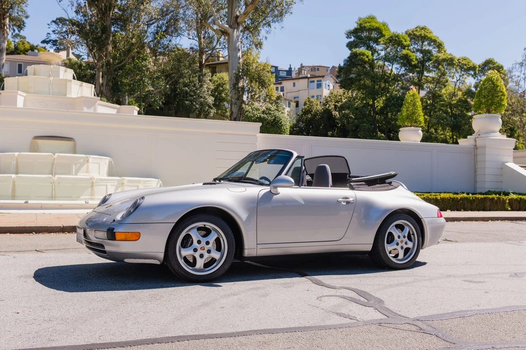 1998 Porsche 993 Carrera - Image 2 of 31