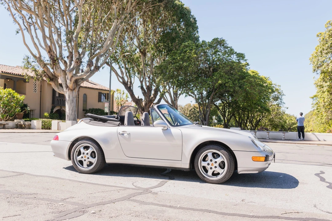 1998 Porsche 993 Carrera - Image 12 of 31