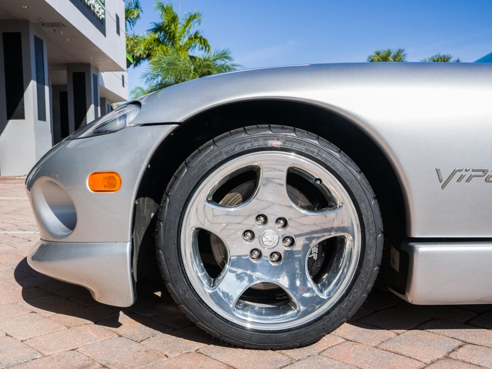 1999 Dodge Viper 2nd Gen - Image 9 of 31
