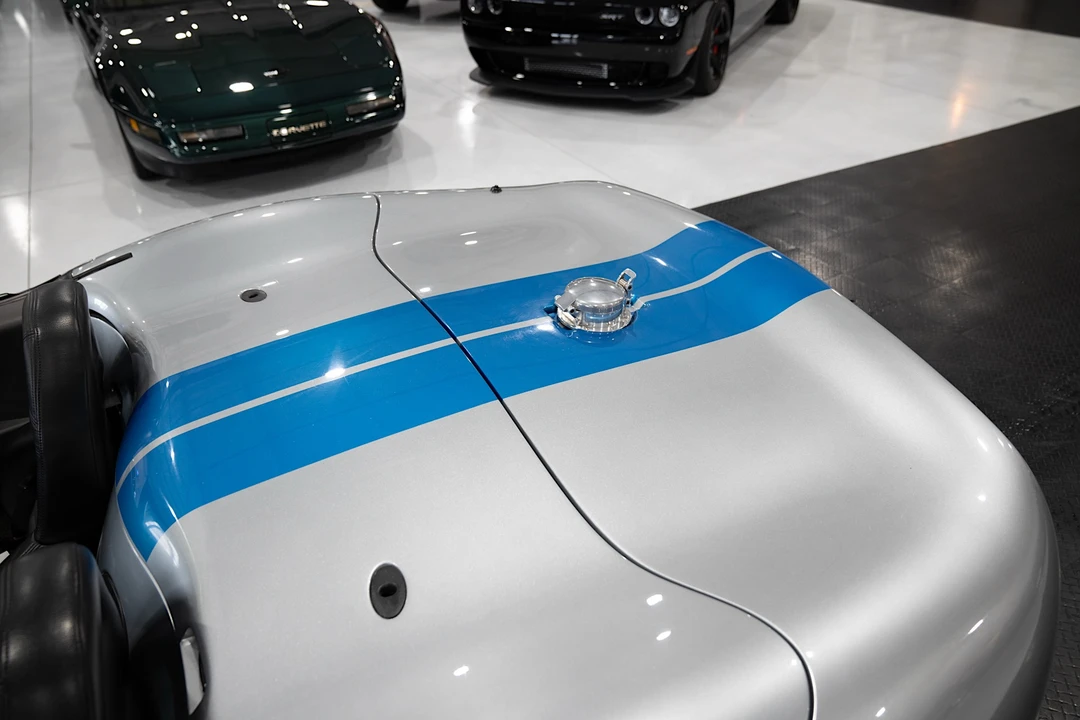 1999 Shelby Series 1 - Image 28 of 31