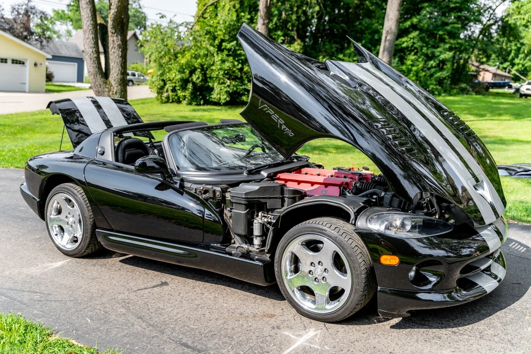 2000 Dodge Viper 2nd Gen - Image 16 of 31