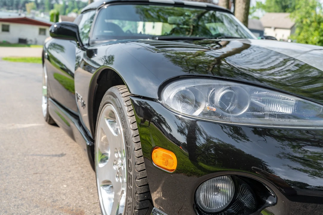 2000 Dodge Viper 2nd Gen - Image 22 of 31