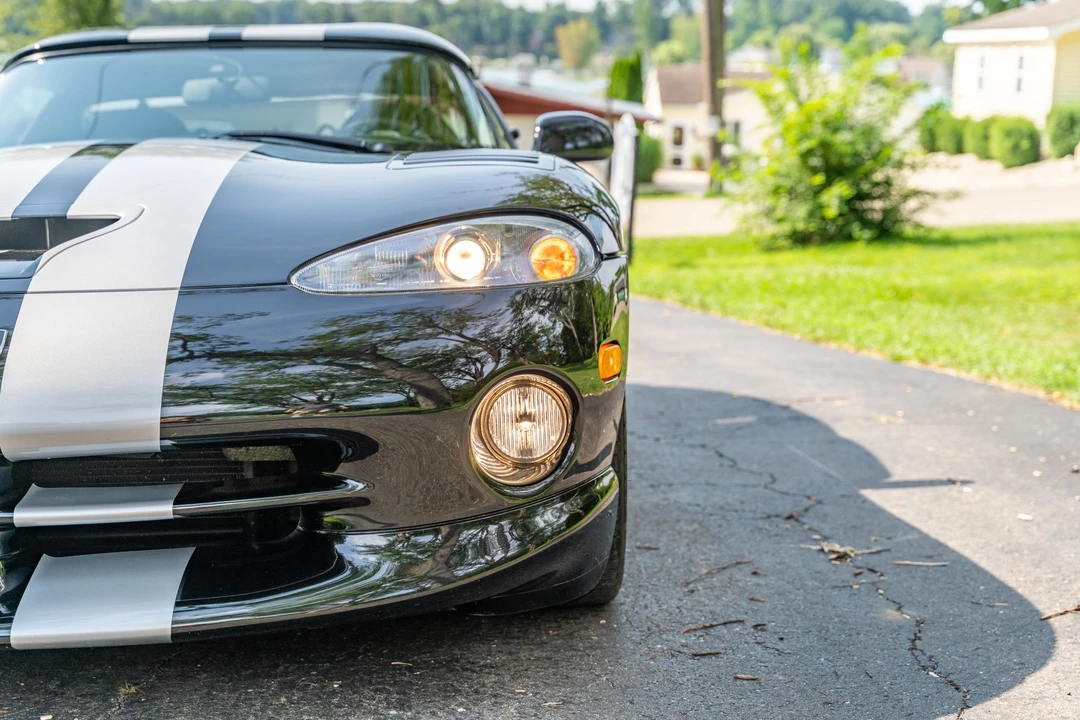 2000 Dodge Viper 2nd Gen - Image 19 of 31