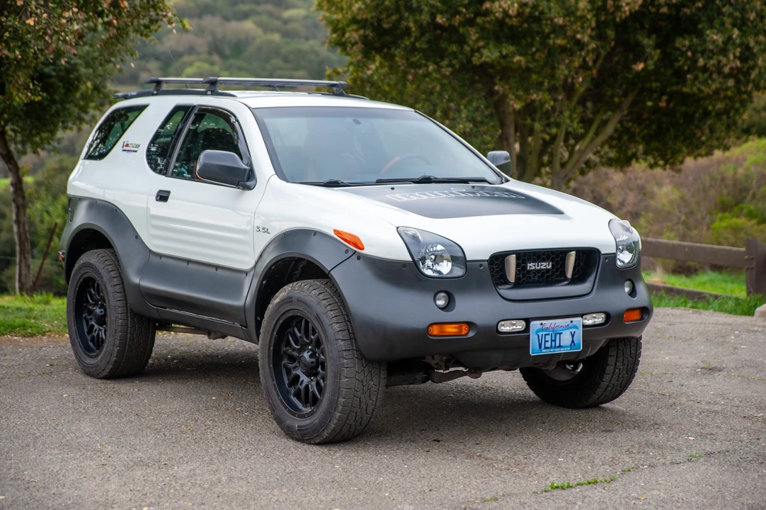 2000 Isuzu VehiCROSS - Image 10 of 31