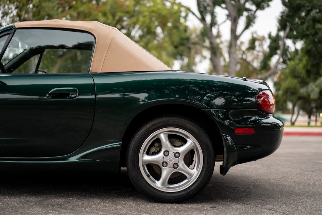 2000 Mazda NB MX-5 Miata - Image 29 of 31