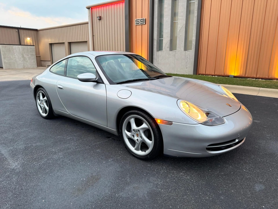 2000 Porsche 996 Carrera - Image 8 of 31