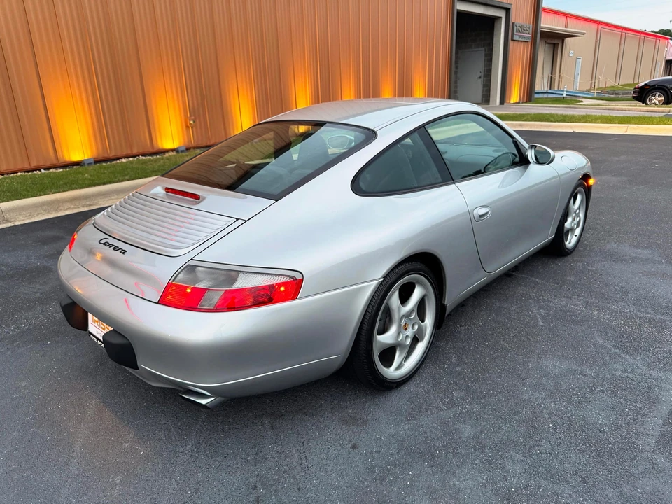 2000 Porsche 996 Carrera - Image 18 of 31