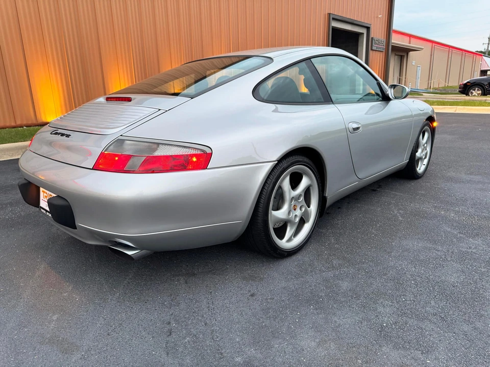 2000 Porsche 996 Carrera - Image 19 of 31