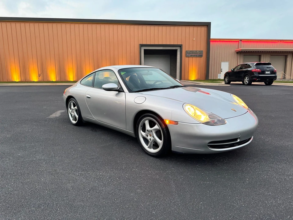 2000 Porsche 996 Carrera - Image 9 of 31
