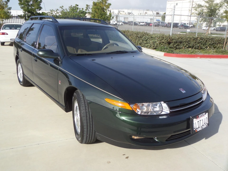 2000 Saturn - Image 2 of 31