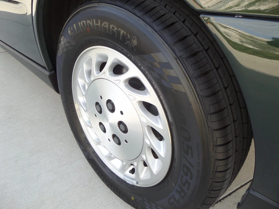 2000 Saturn - Image 27 of 31