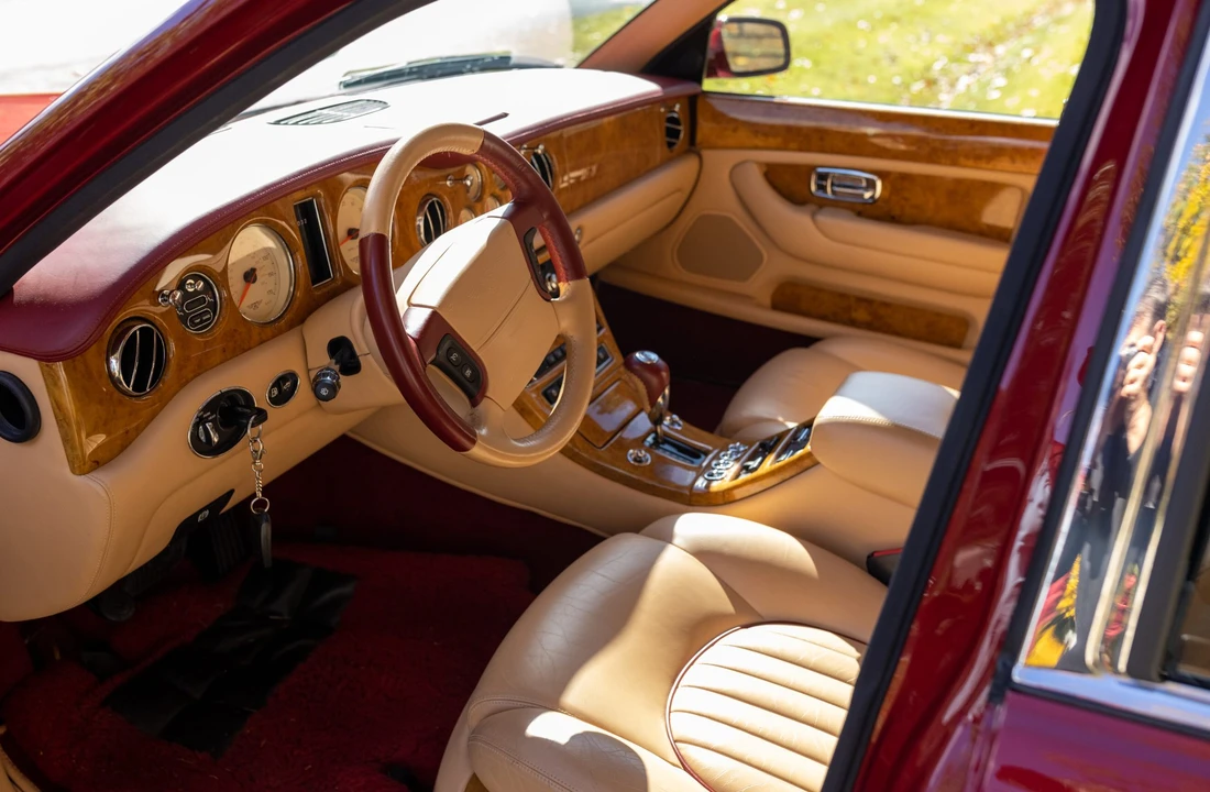 2001 Bentley Arnage - Image 25 of 31