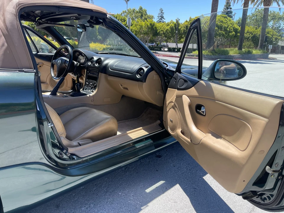 2001 Mazda NB MX-5 Miata - Image 28 of 31
