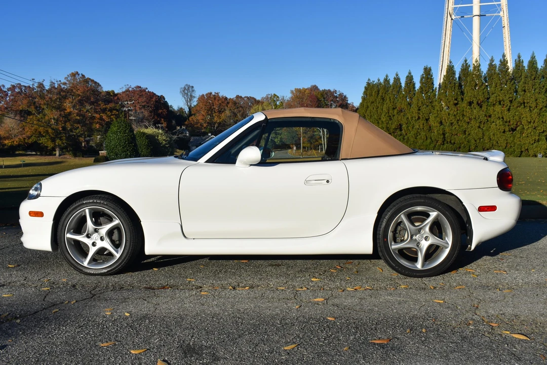 2001 Mazda NB MX-5 Miata - Image 10 of 31