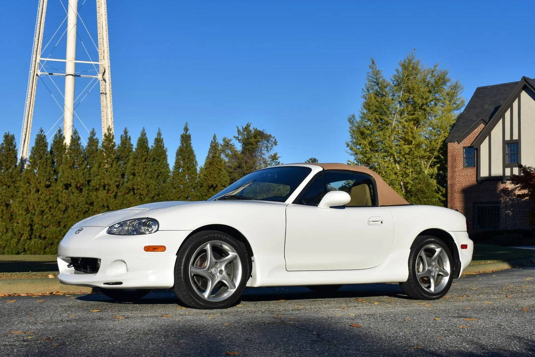 2001 Mazda NB MX-5 Miata - Image 9 of 31