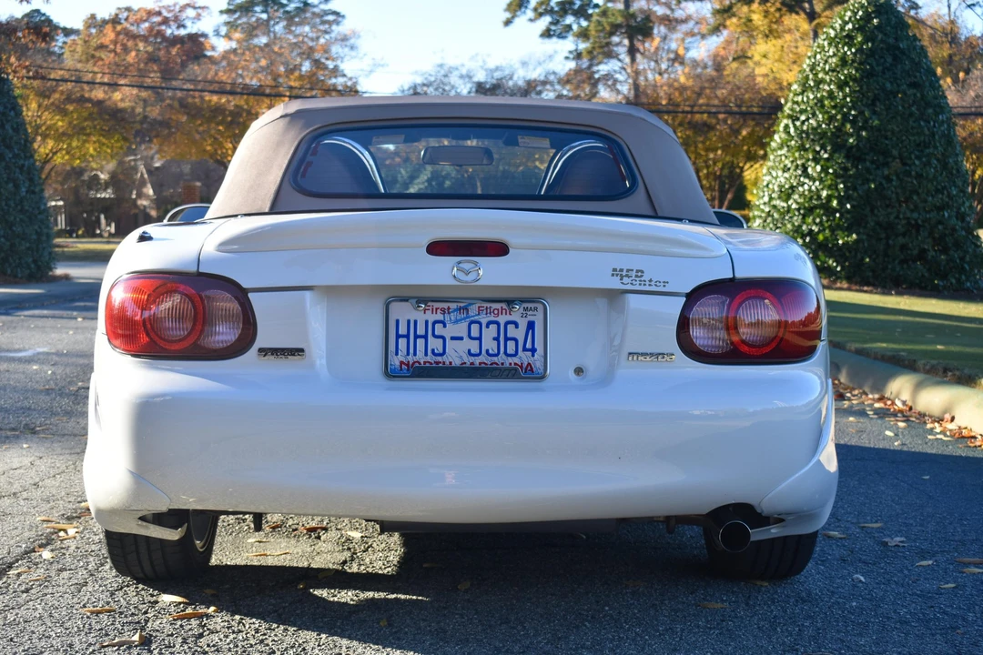 2001 Mazda NB MX-5 Miata - Image 18 of 31