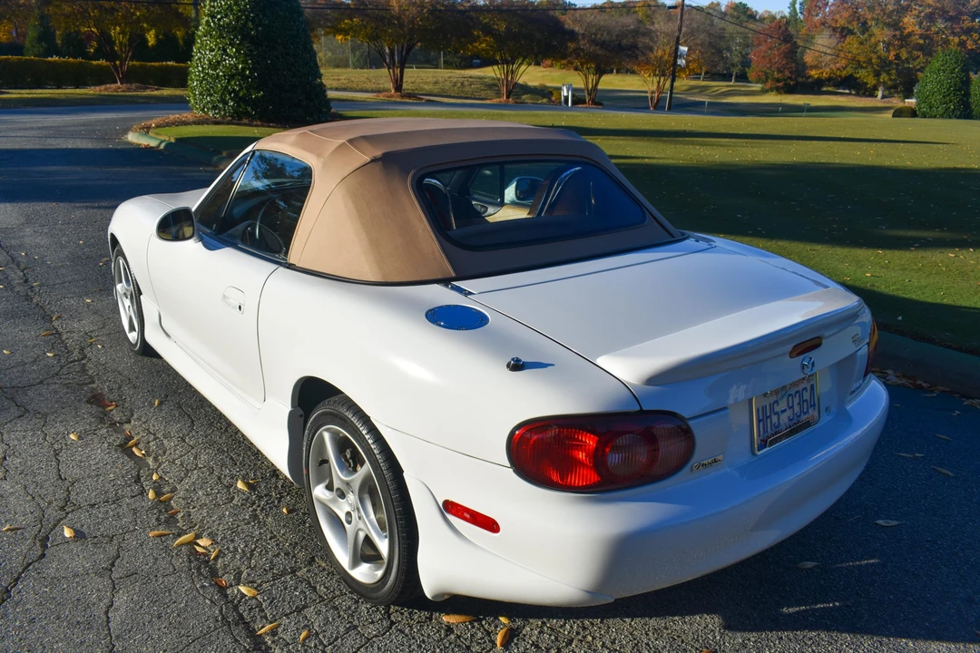 2001 Mazda NB MX-5 Miata - Image 16 of 31