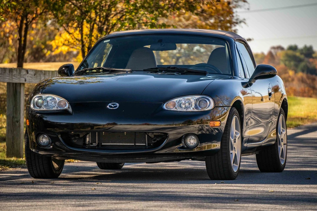 2001 Mazda NB MX-5 Miata - Image 3 of 31