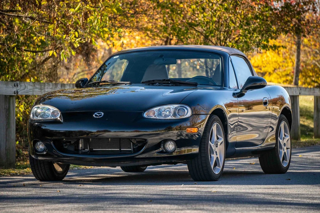 2001 Mazda NB MX-5 Miata - Image 5 of 31