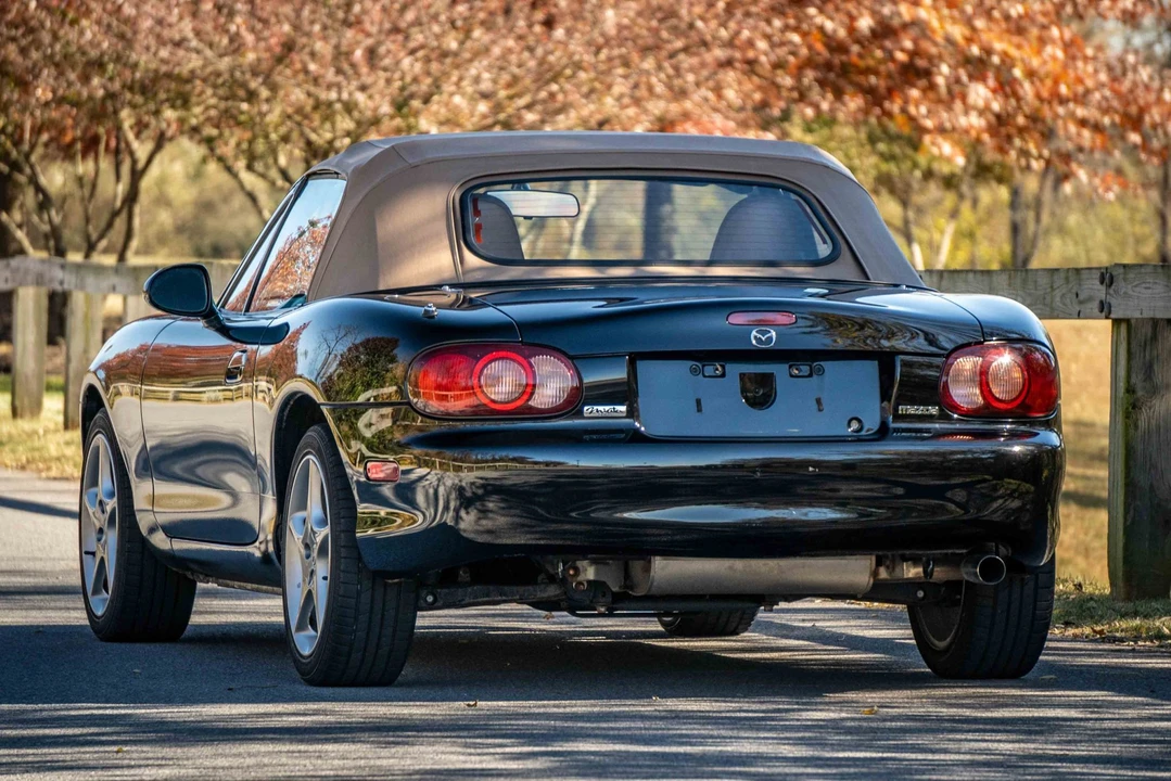 2001 Mazda NB MX-5 Miata - Image 15 of 31