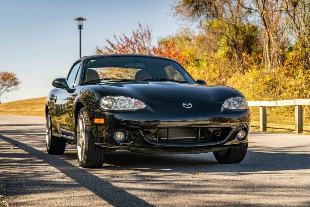 2001 Mazda NB MX-5 Miata - Image 25 of 31