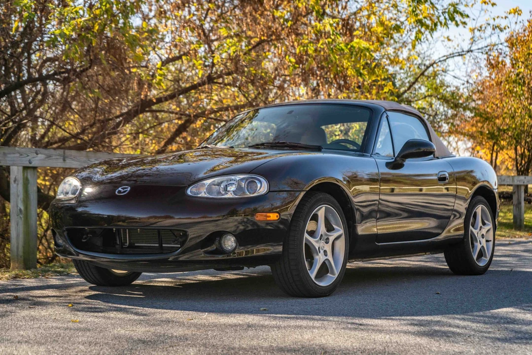 2001 Mazda NB MX-5 Miata - Image 6 of 31