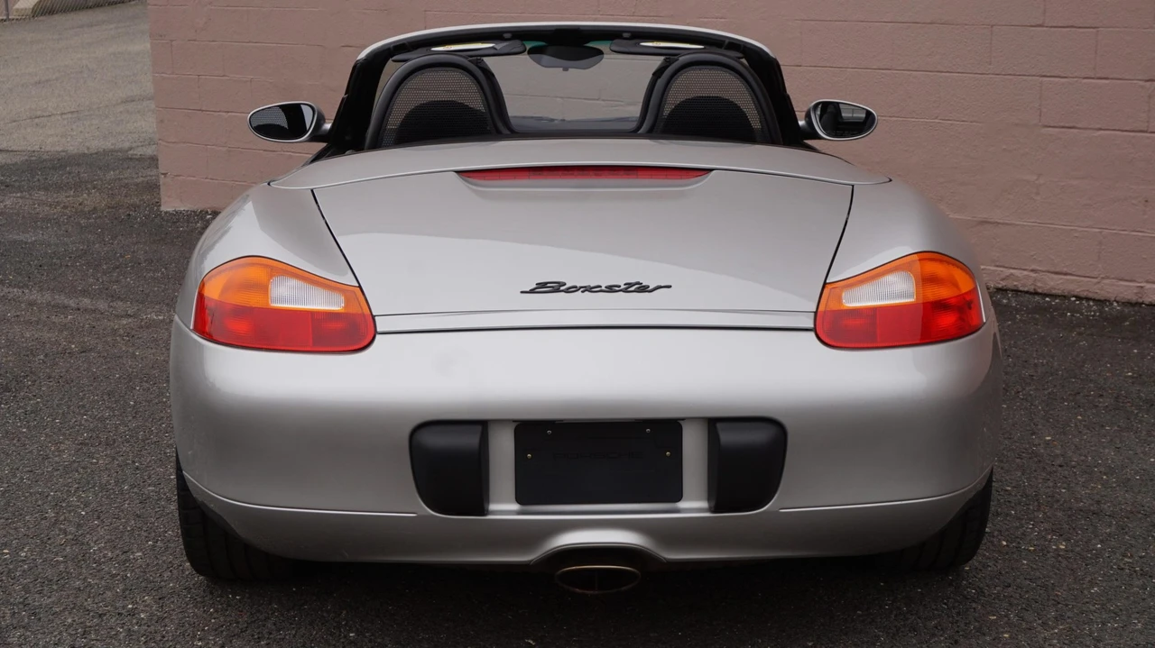 2001 Porsche 986 Boxster - Image 8 of 31