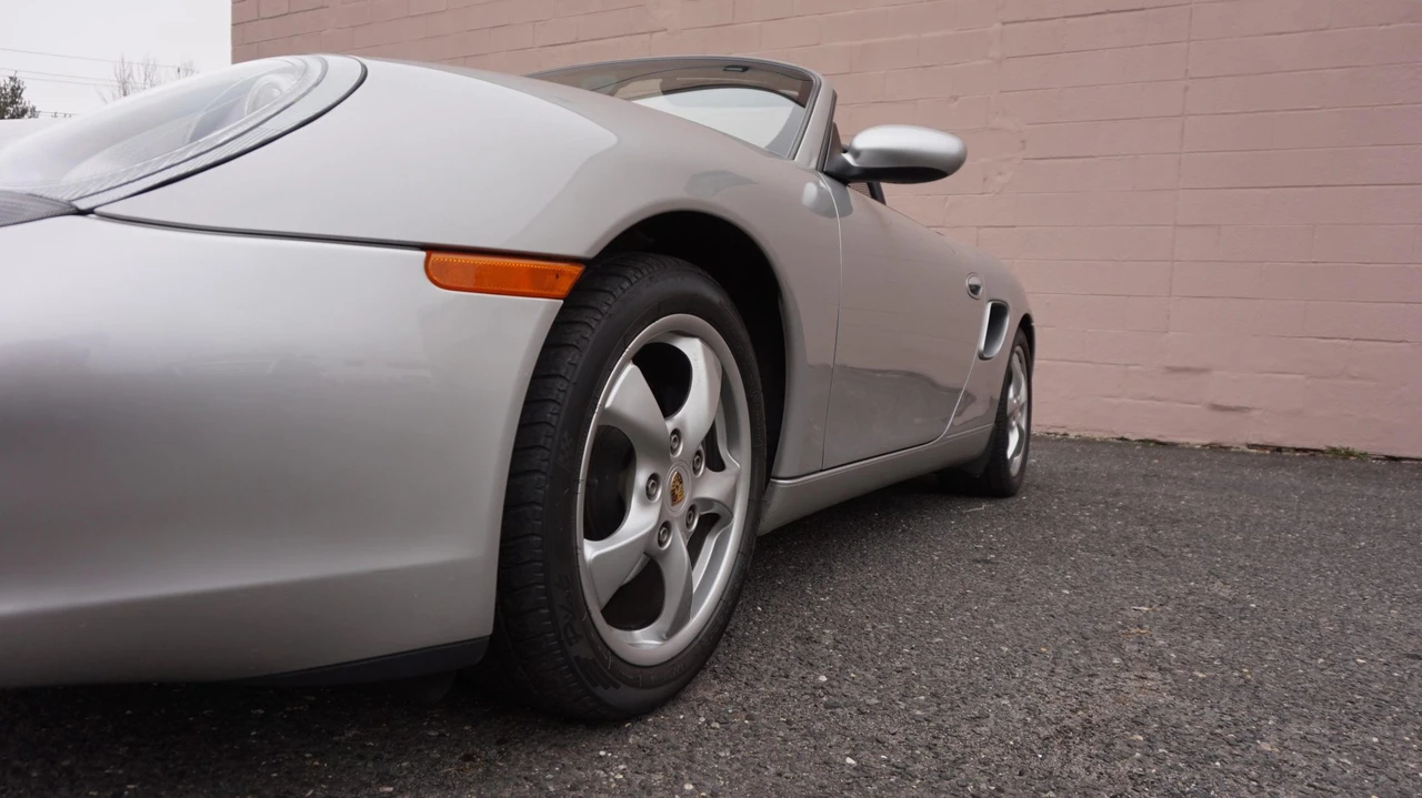 2001 Porsche 986 Boxster - Image 21 of 31