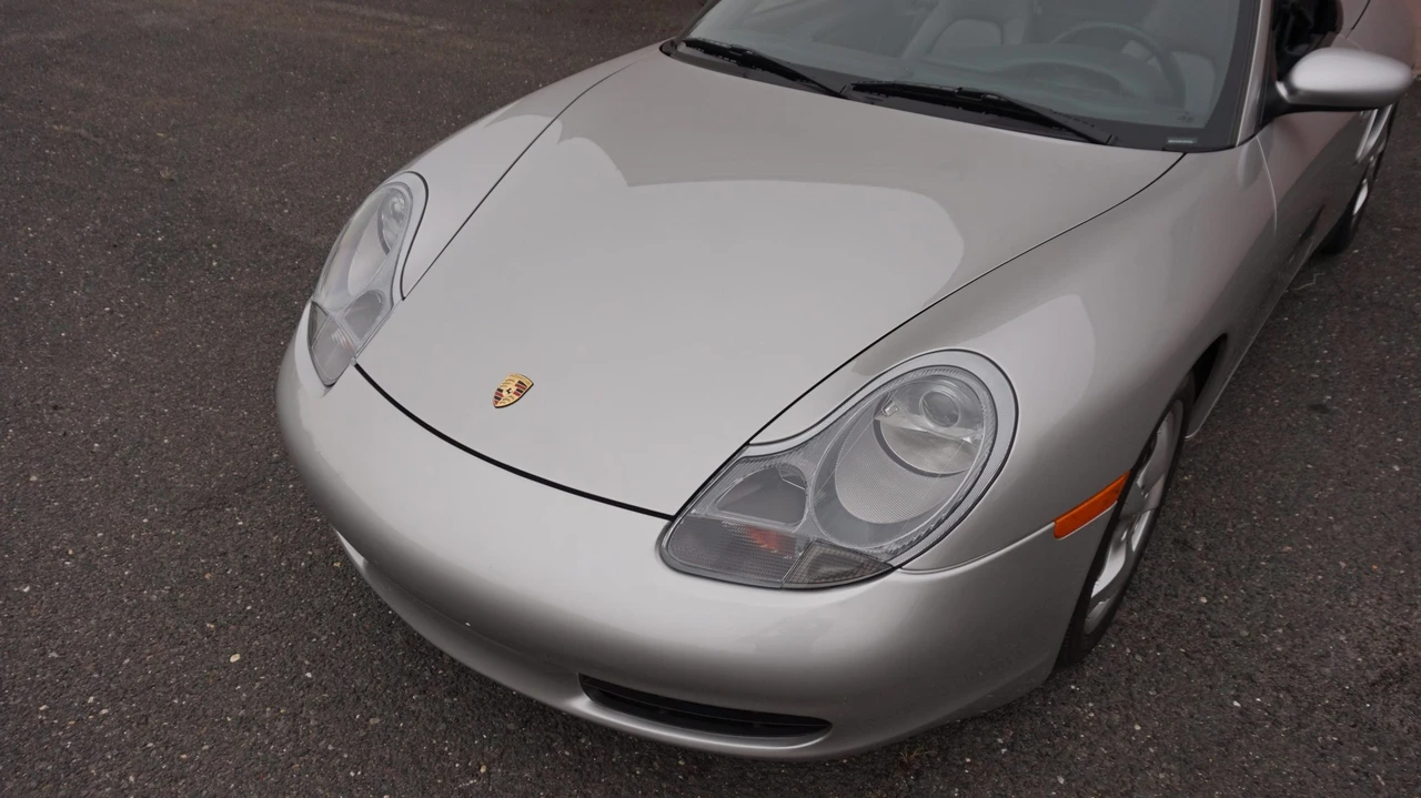 2001 Porsche 986 Boxster - Image 15 of 31
