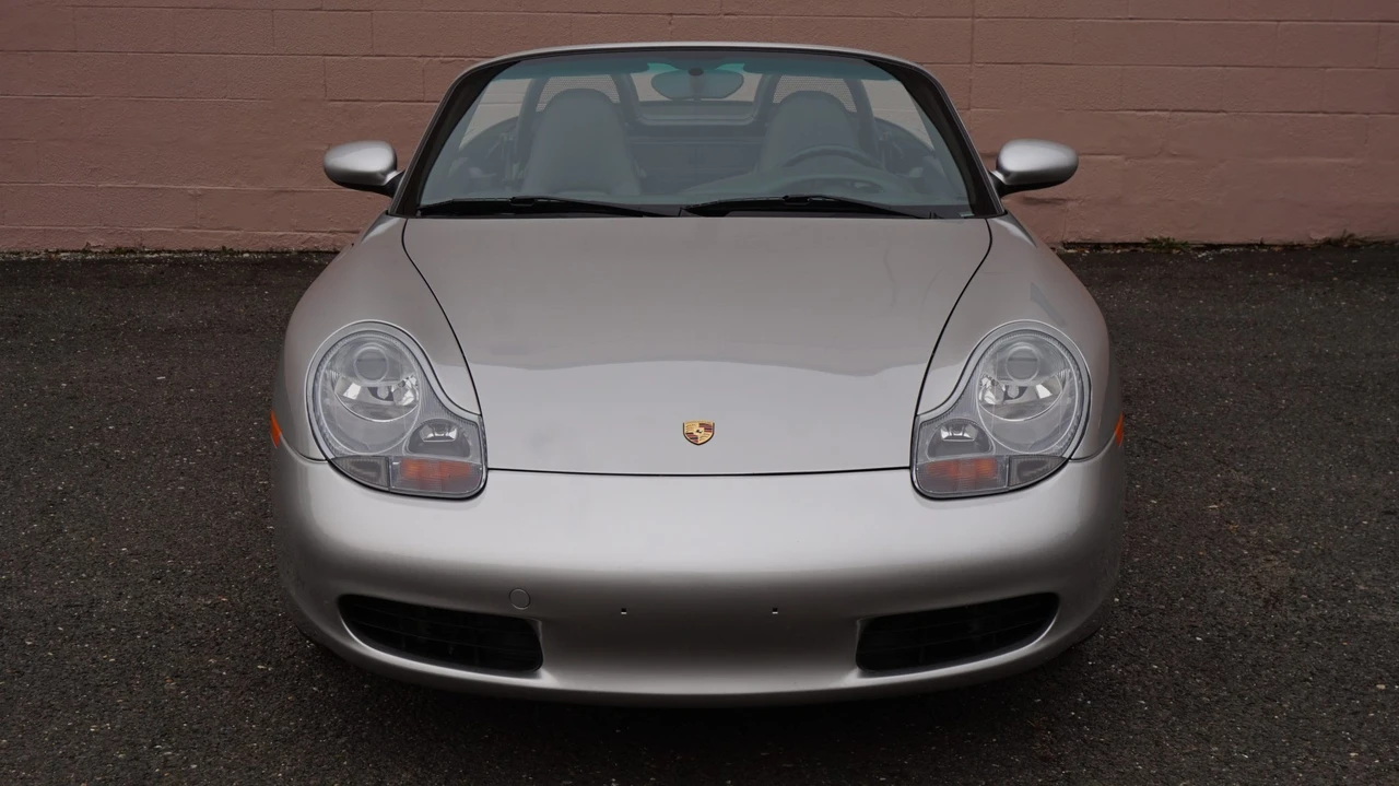 2001 Porsche 986 Boxster - Image 13 of 31