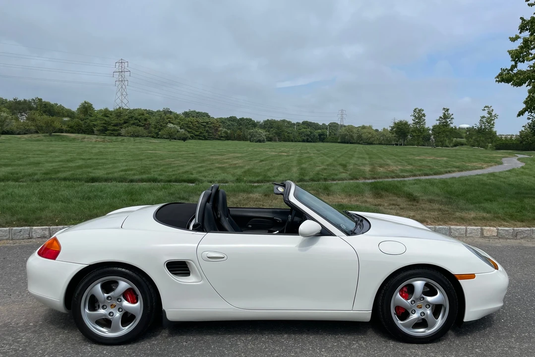 2001 Porsche 986 Boxster S - Image 17 of 31