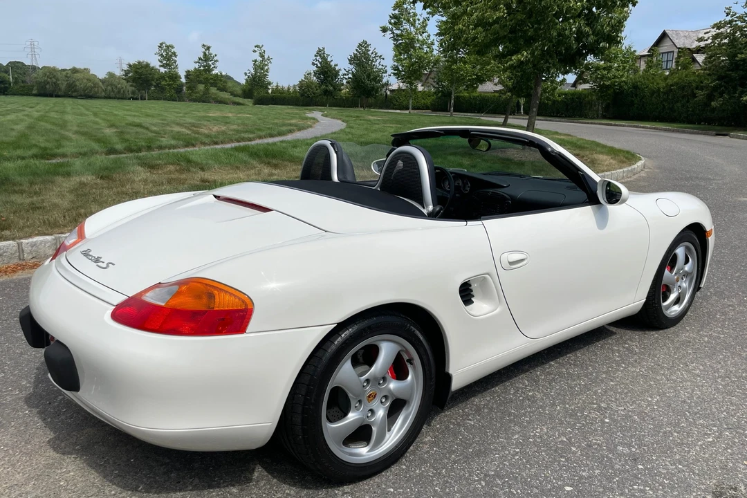 2001 Porsche 986 Boxster S - Image 16 of 31