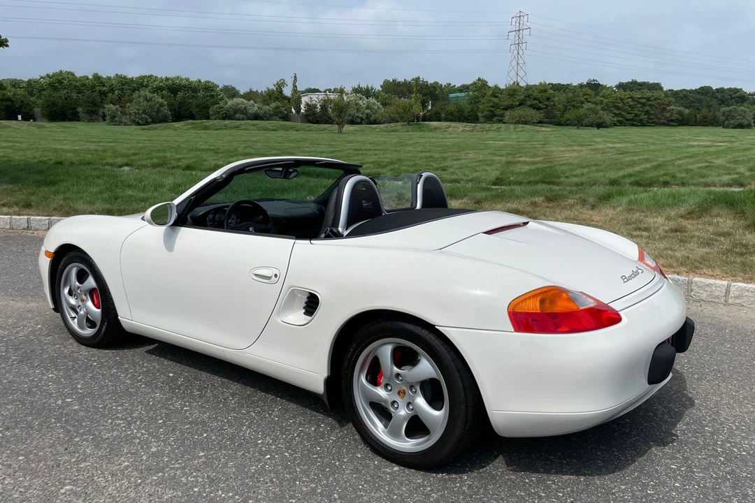 2001 Porsche 986 Boxster S - Image 12 of 31