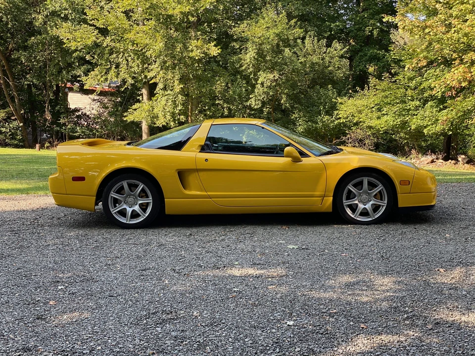 2002 Acura NA2 NSX - Image 16 of 31