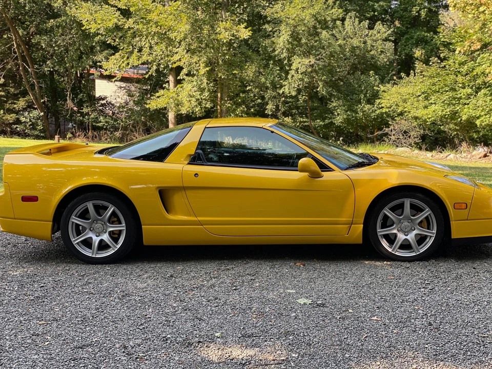 2002 Acura NA2 NSX - Image 17 of 31