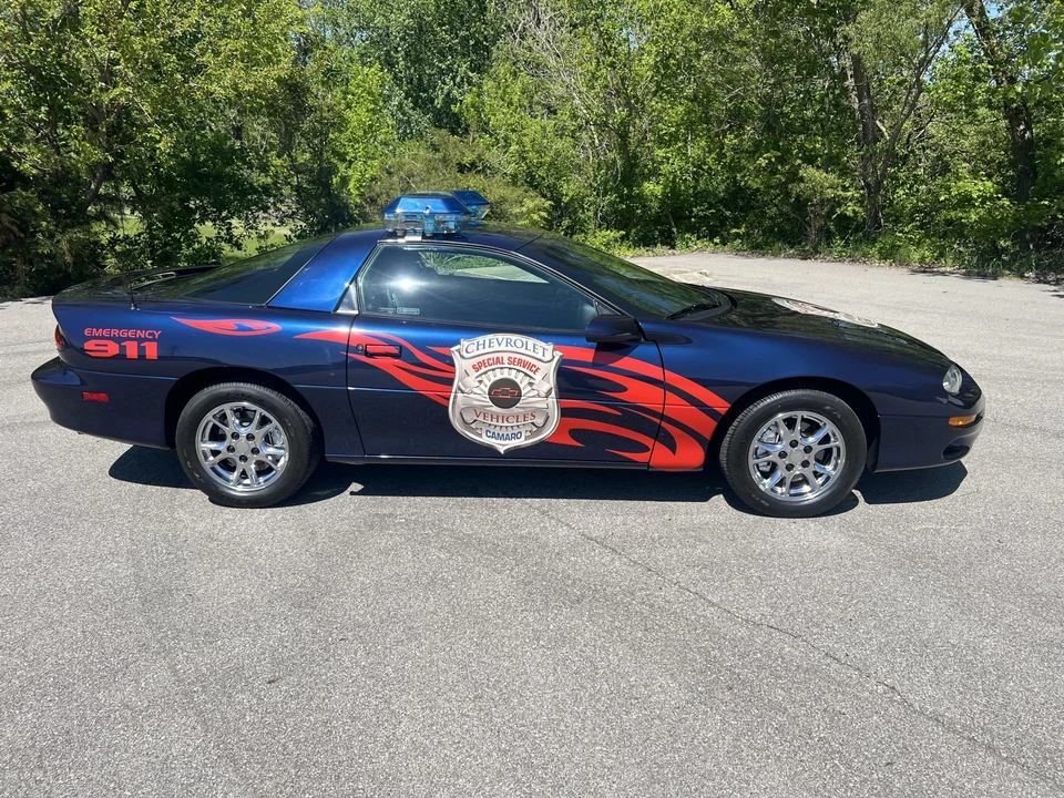 2002 Chevrolet Camaro 4th Gen - Image 26 of 31