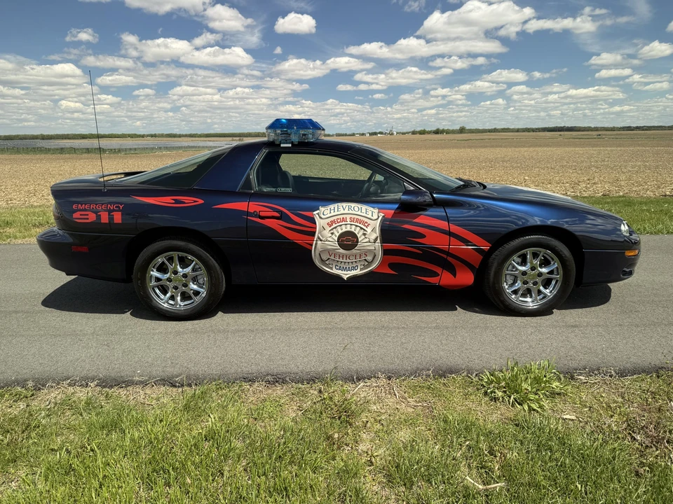 2002 Chevrolet Camaro 4th Gen - Image 9 of 31