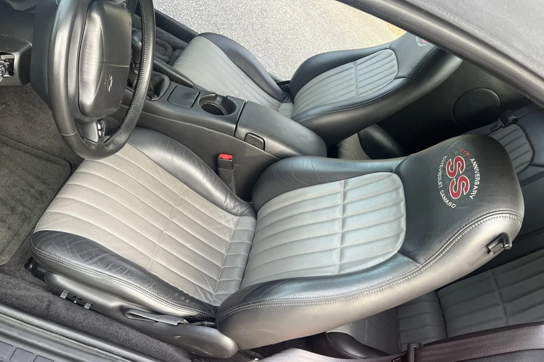 2002 Chevrolet Camaro SS 4th Gen - Image 4 of 8