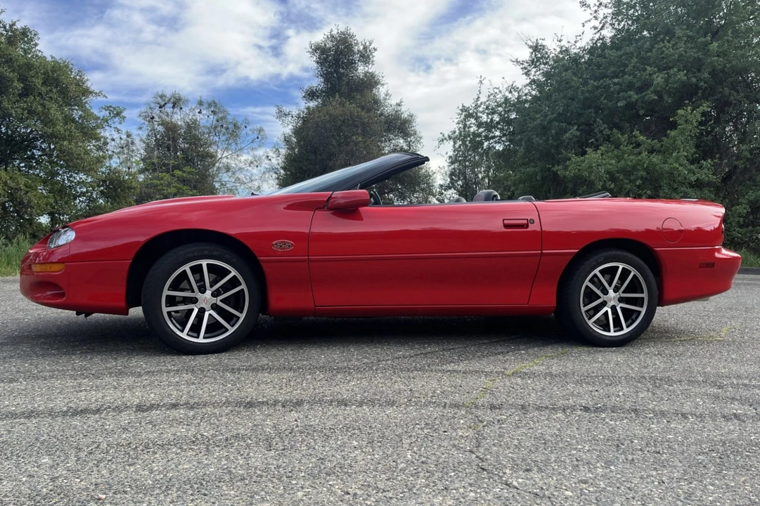 2002 Chevrolet Camaro SS 4th Gen - Image 3 of 8