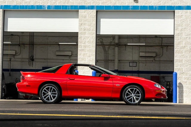 2002 Chevrolet Camaro SS 4th Gen - Image 7 of 31