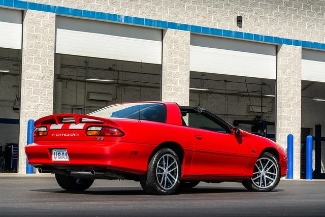 2002 Chevrolet Camaro SS 4th Gen - Image 5 of 31