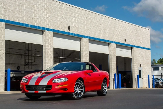 2002 Chevrolet Camaro SS 4th Gen - Image 2 of 31