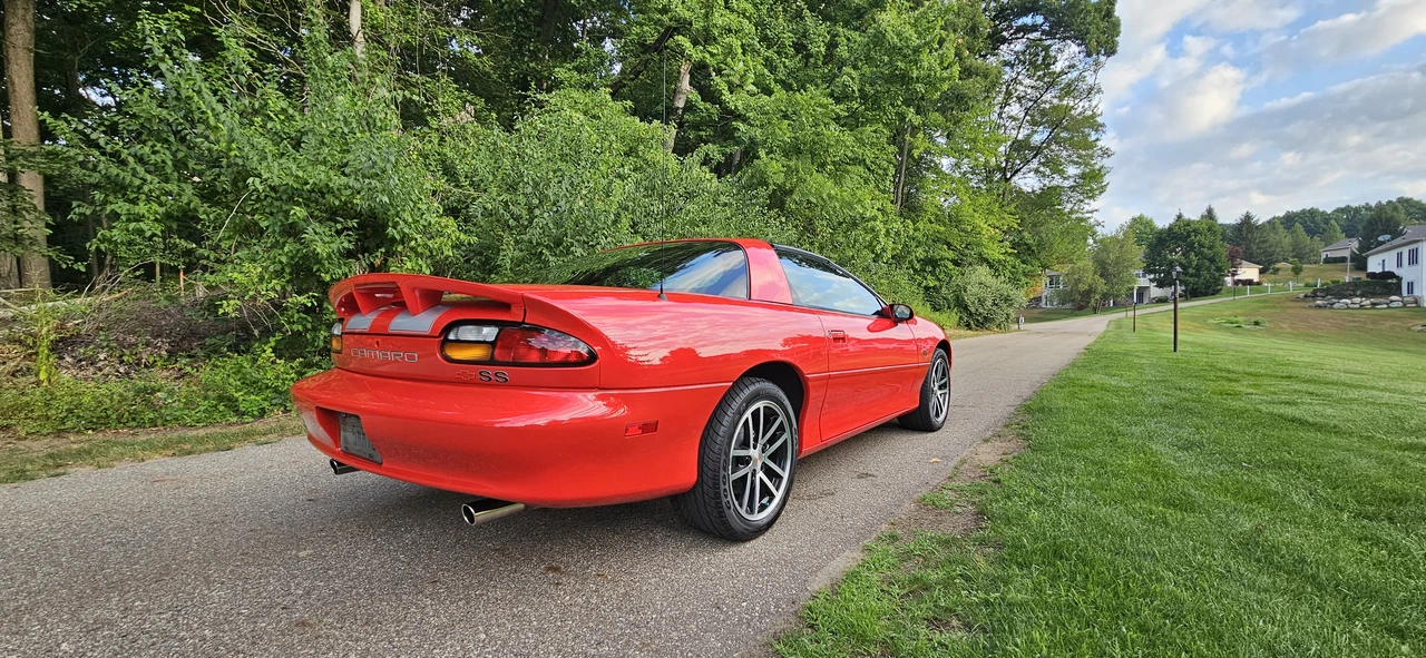 2002 Chevrolet Camaro SS 4th Gen - Image 18 of 31