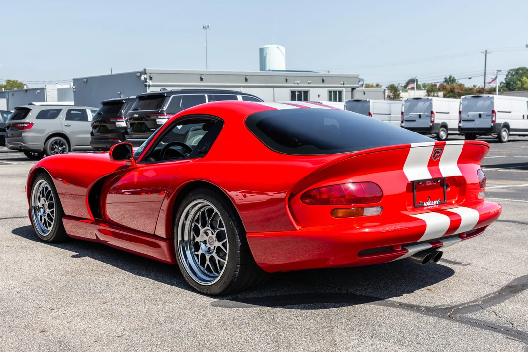 2002 Dodge Viper GTS 2nd Gen - Image 3 of 31