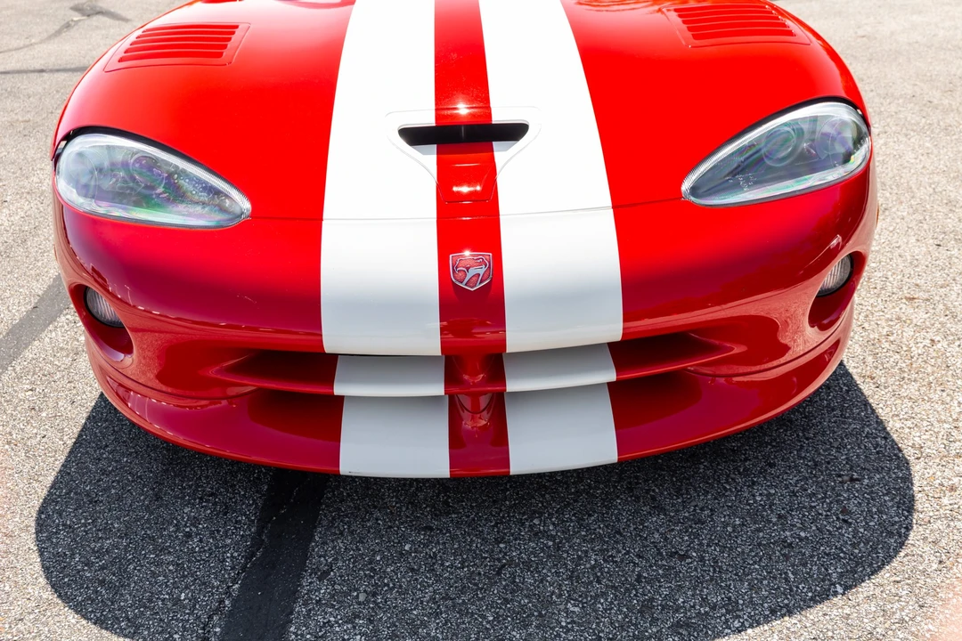 2002 Dodge Viper GTS 2nd Gen - Image 21 of 31