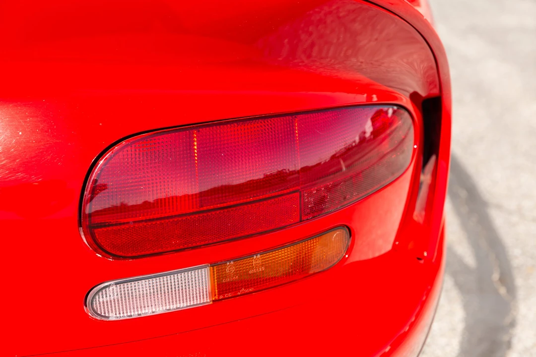2002 Dodge Viper GTS 2nd Gen - Image 18 of 31