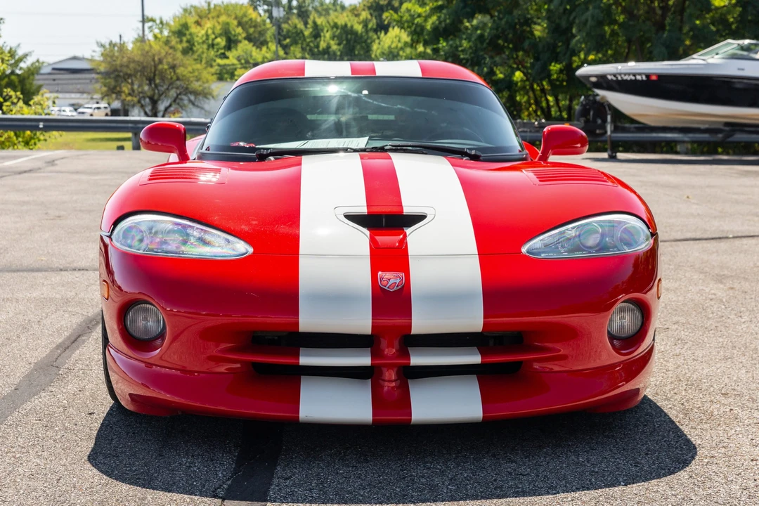 2002 Dodge Viper GTS 2nd Gen - Image 8 of 31