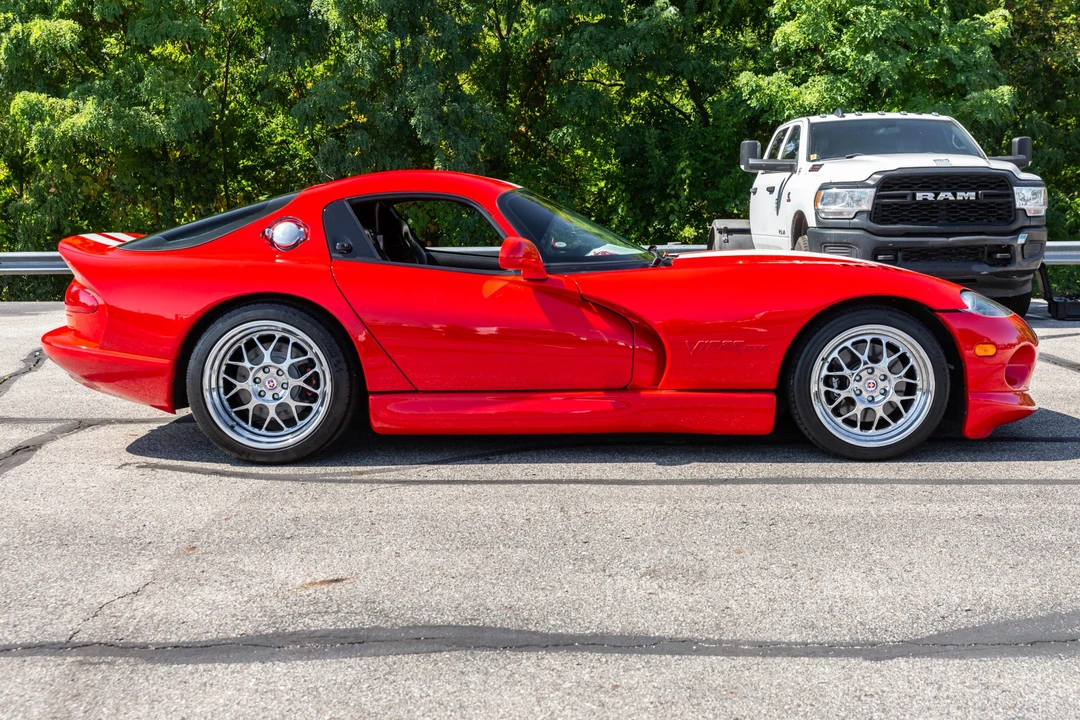 2002 Dodge Viper GTS 2nd Gen - Image 6 of 31