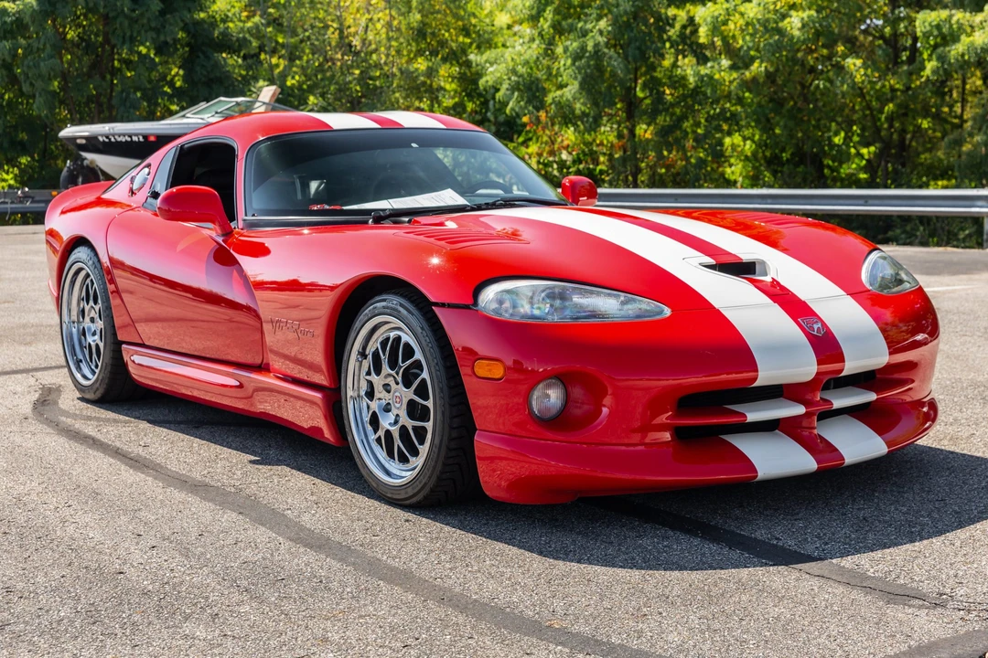 2002 Dodge Viper GTS 2nd Gen - Image 7 of 31