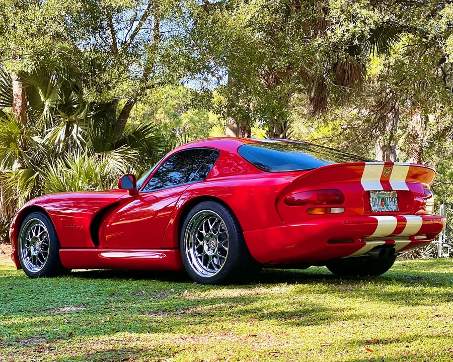 2002 Dodge Viper GTS 2nd Gen - Image 24 of 31